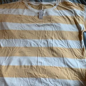 Women’s NWT Maurice’s Short Sleeve Tee